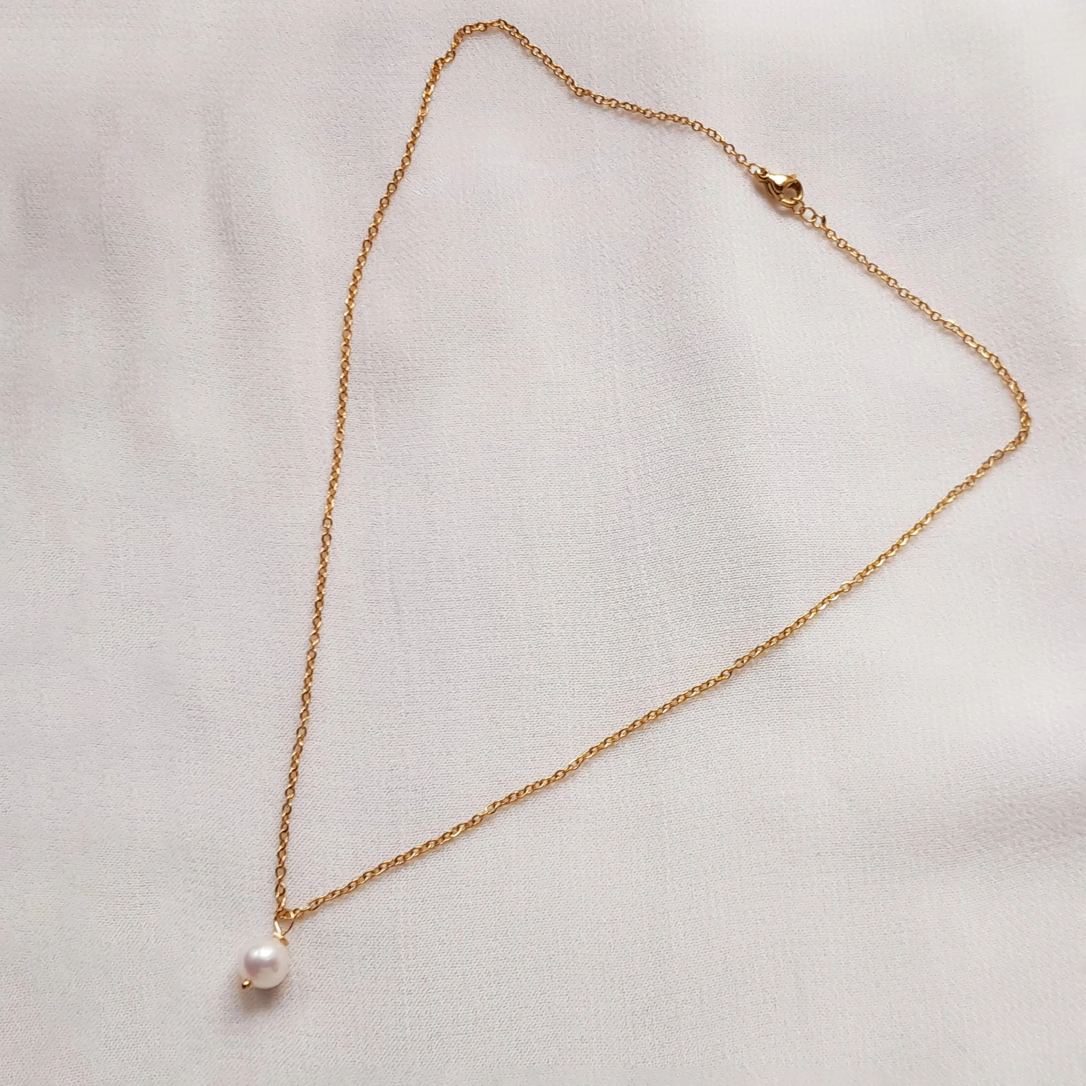 delicate freshwater pearl necklace